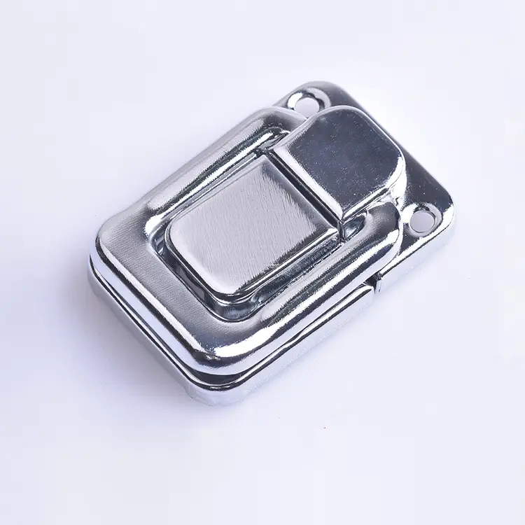 suitcase latch.jpg